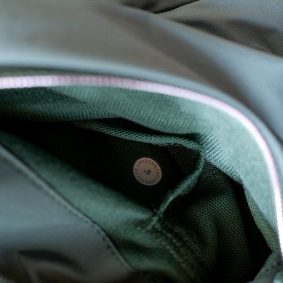 Lululemon Lightweight Relaxed-Fit Down Puffer Jacket Everglade Green - Picture 12 of 15